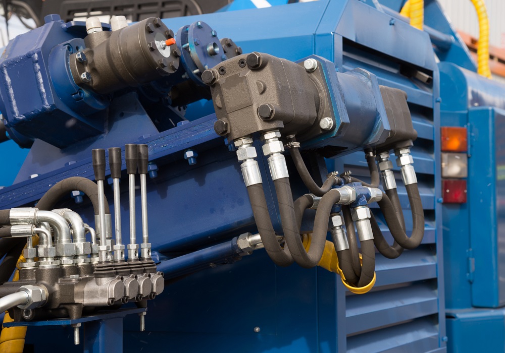 Hydraulic pumps are used in which industry